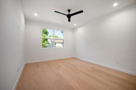 544 Kirkwood Drive Dallas TX 75218