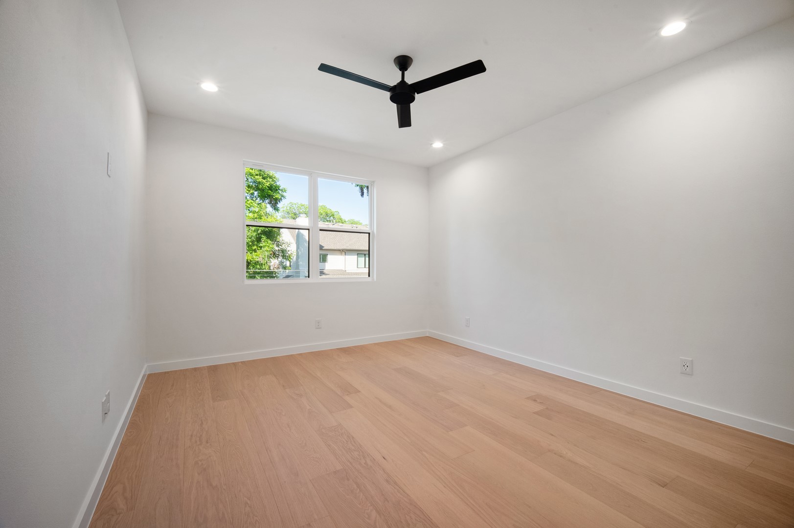 544 Kirkwood Drive Dallas TX 75218