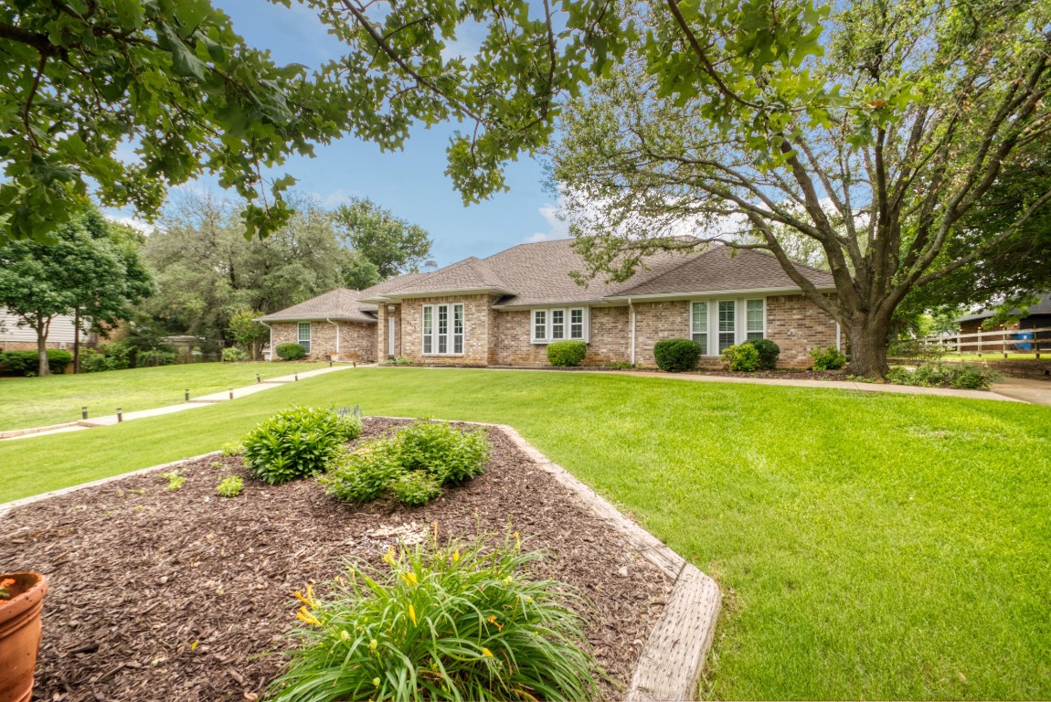 6413 Meadowcrest Lane Flower Mound TX 75022