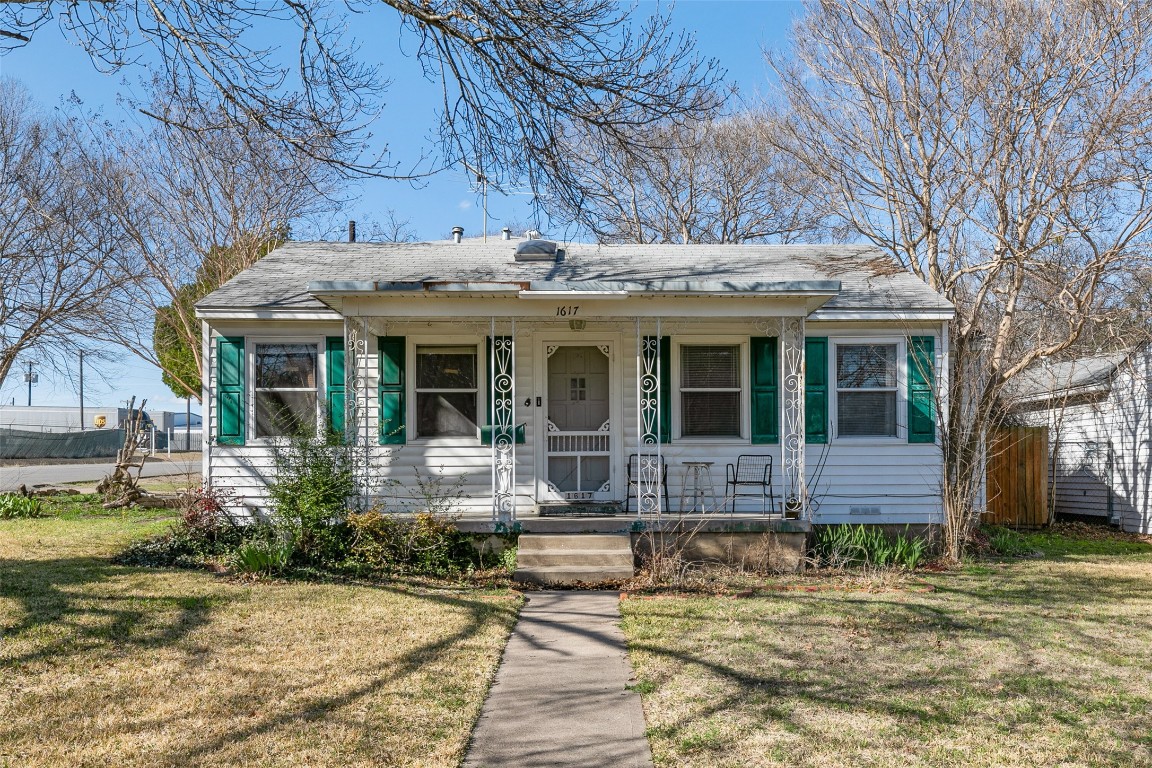 1617 Resistol Road Garland TX 75042