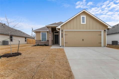 121 Adaline Bend Mcgregor TX 76657