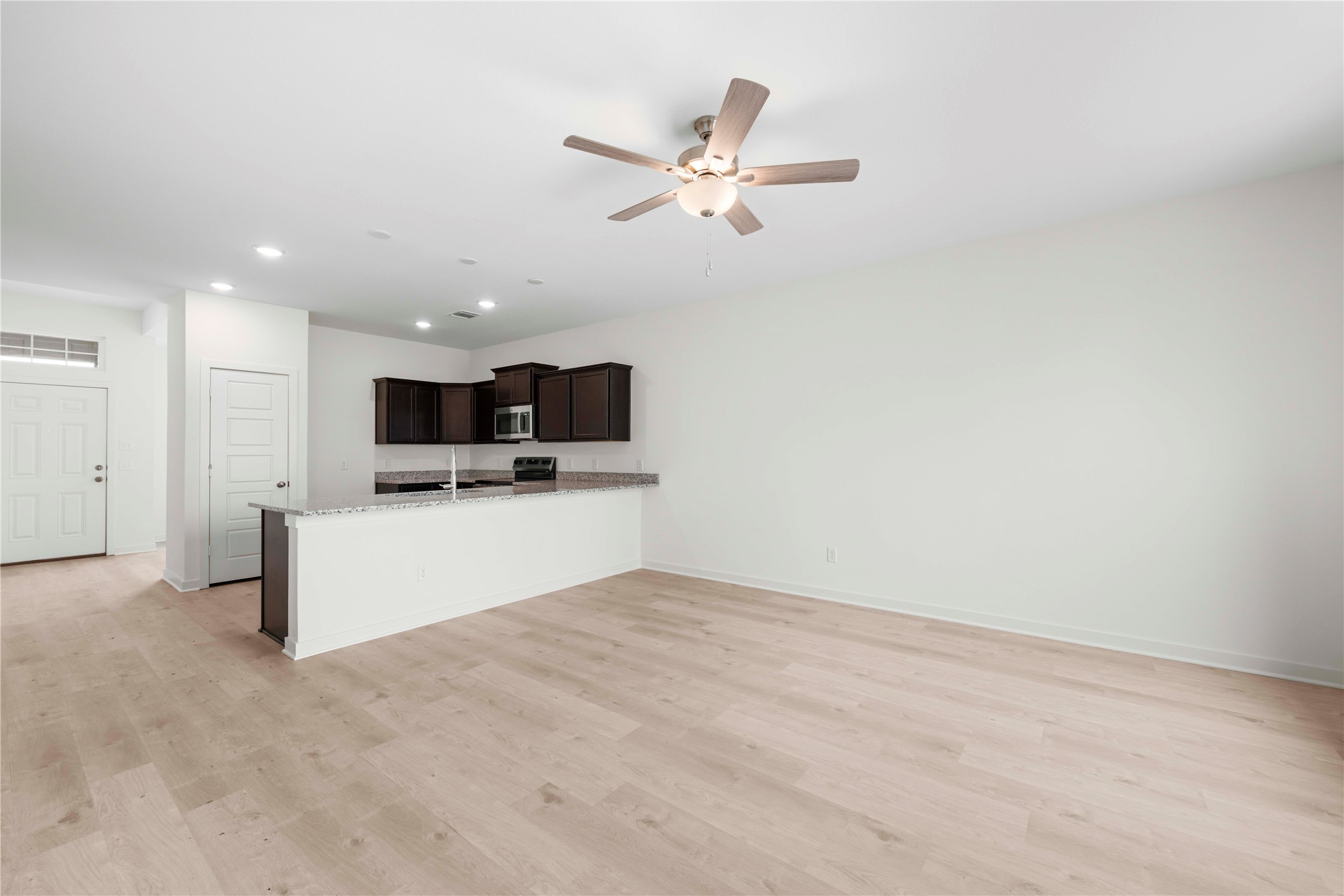 121 Adaline Bend Mcgregor TX 76657