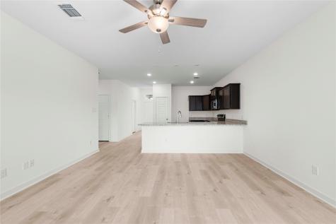 121 Adaline Bend Mcgregor TX 76657