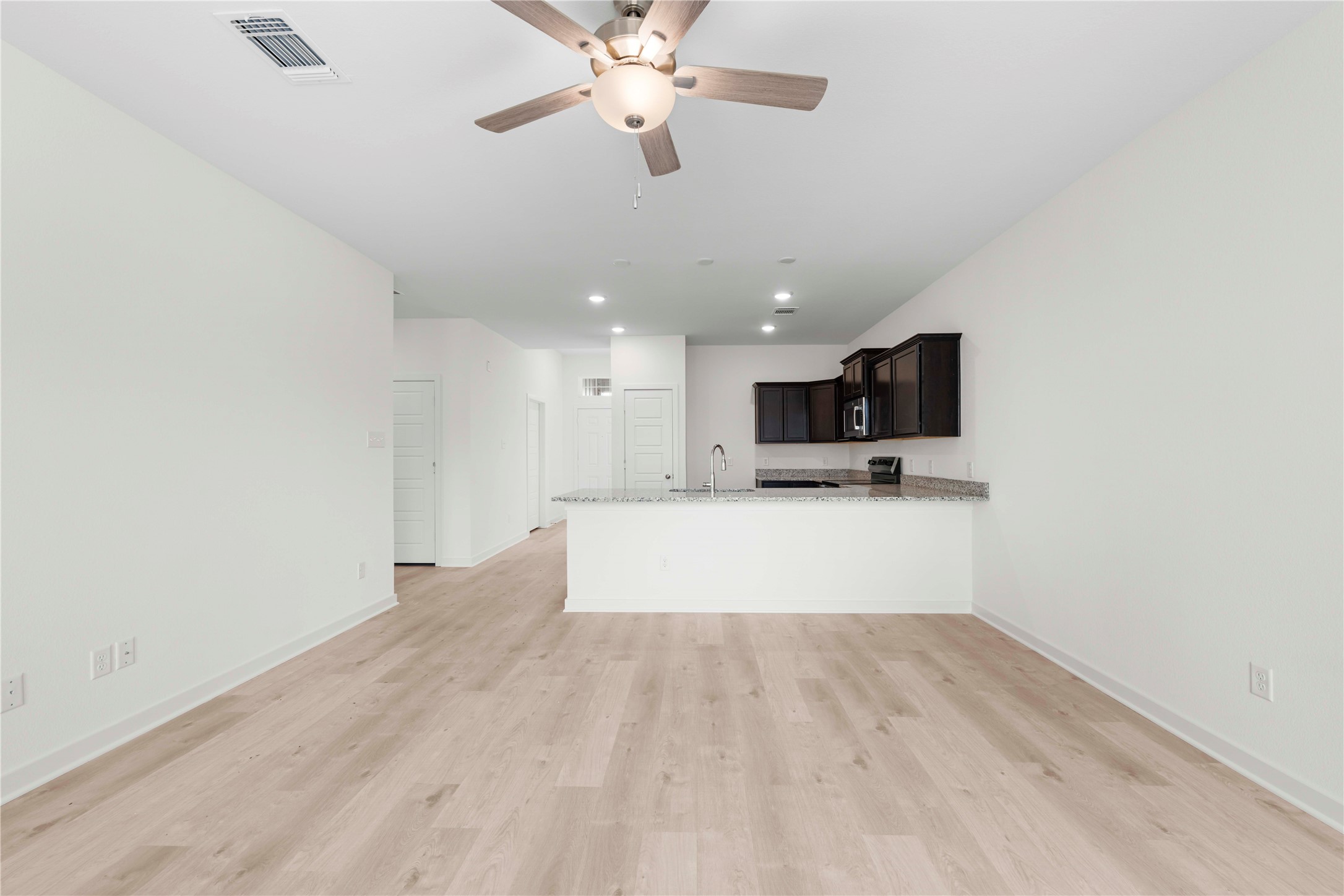 121 Adaline Bend Mcgregor TX 76657