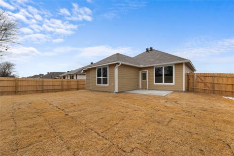 121 Adaline Bend Mcgregor TX 76657