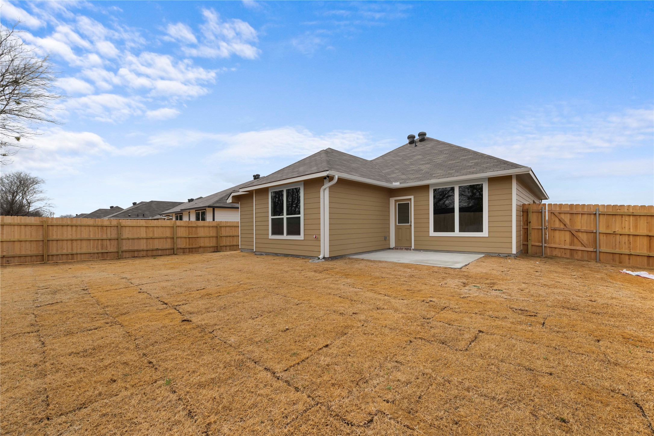 121 Adaline Bend Mcgregor TX 76657