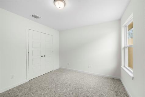 121 Adaline Bend Mcgregor TX 76657