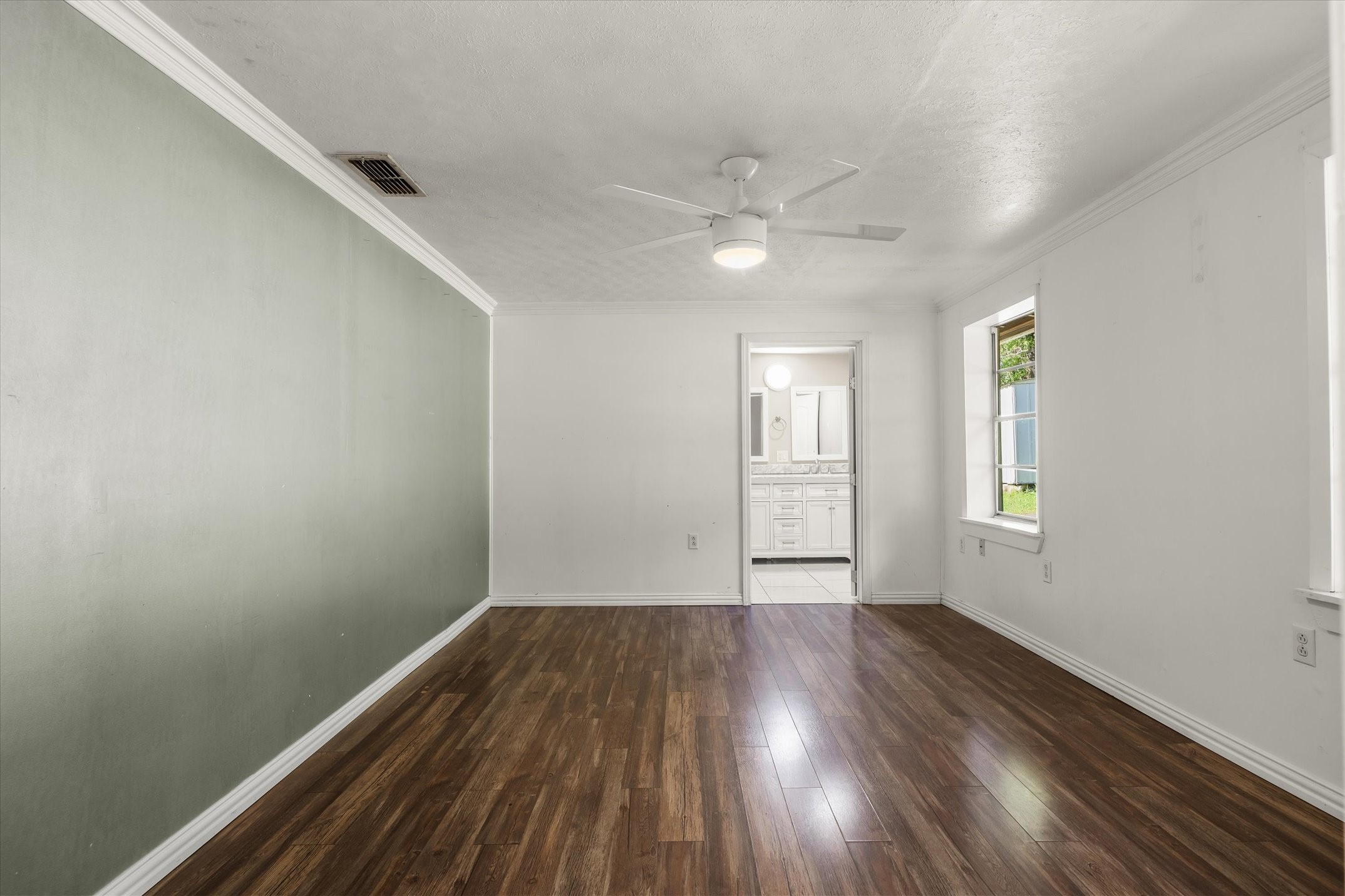 505 N Willis Street Daingerfield TX 75638