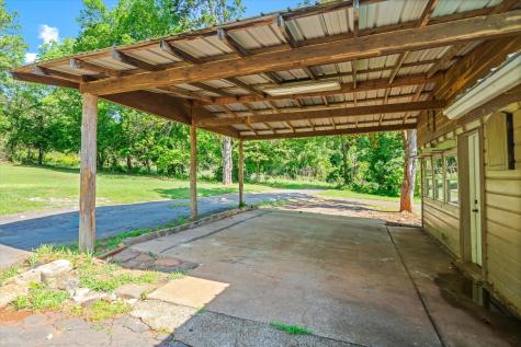 505 N Willis Street Daingerfield TX 75638