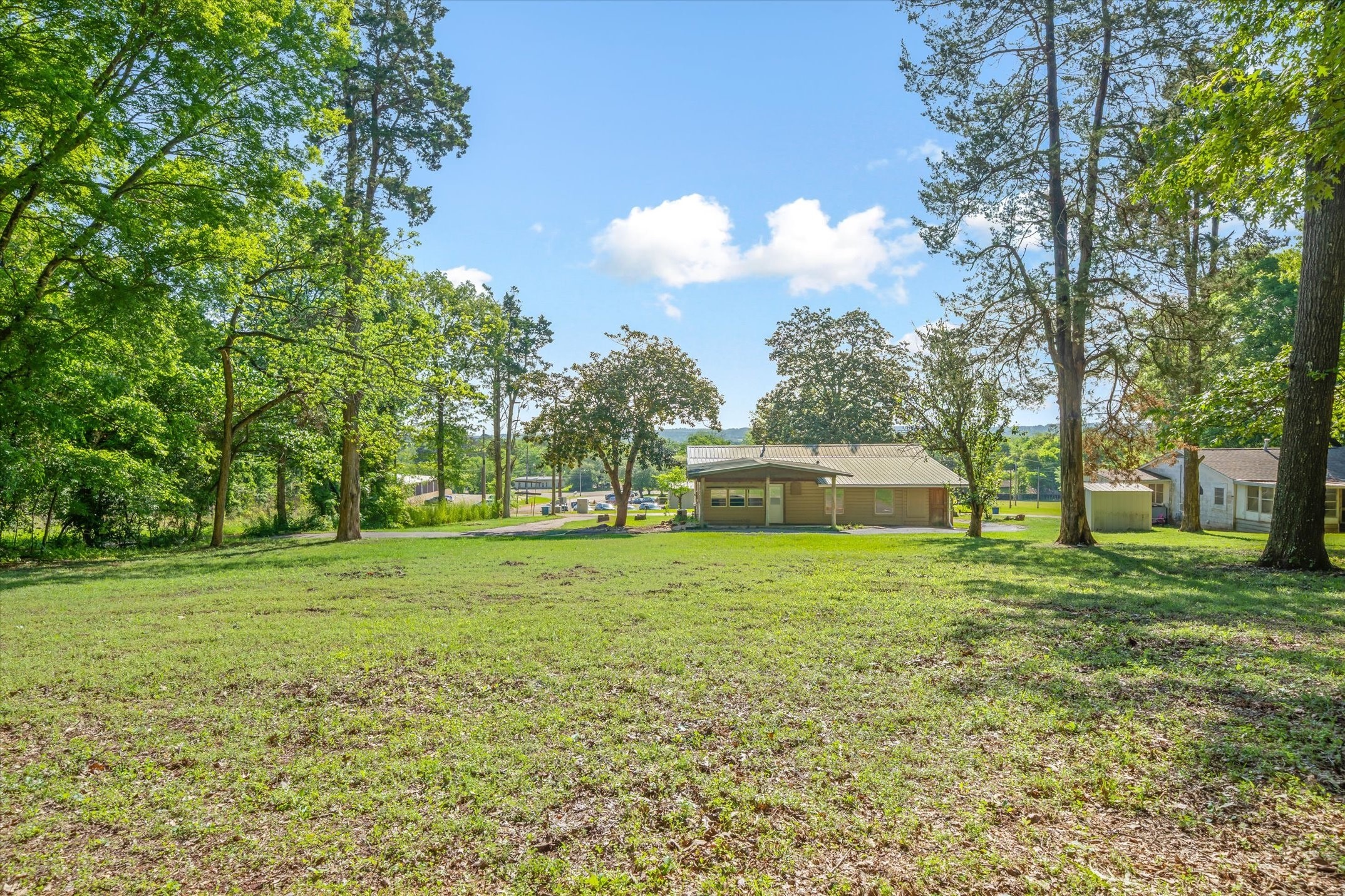 505 N Willis Street Daingerfield TX 75638