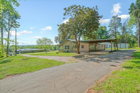 505 N Willis Street Daingerfield TX 75638