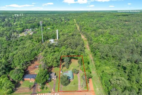 505 N Willis Street Daingerfield TX 75638