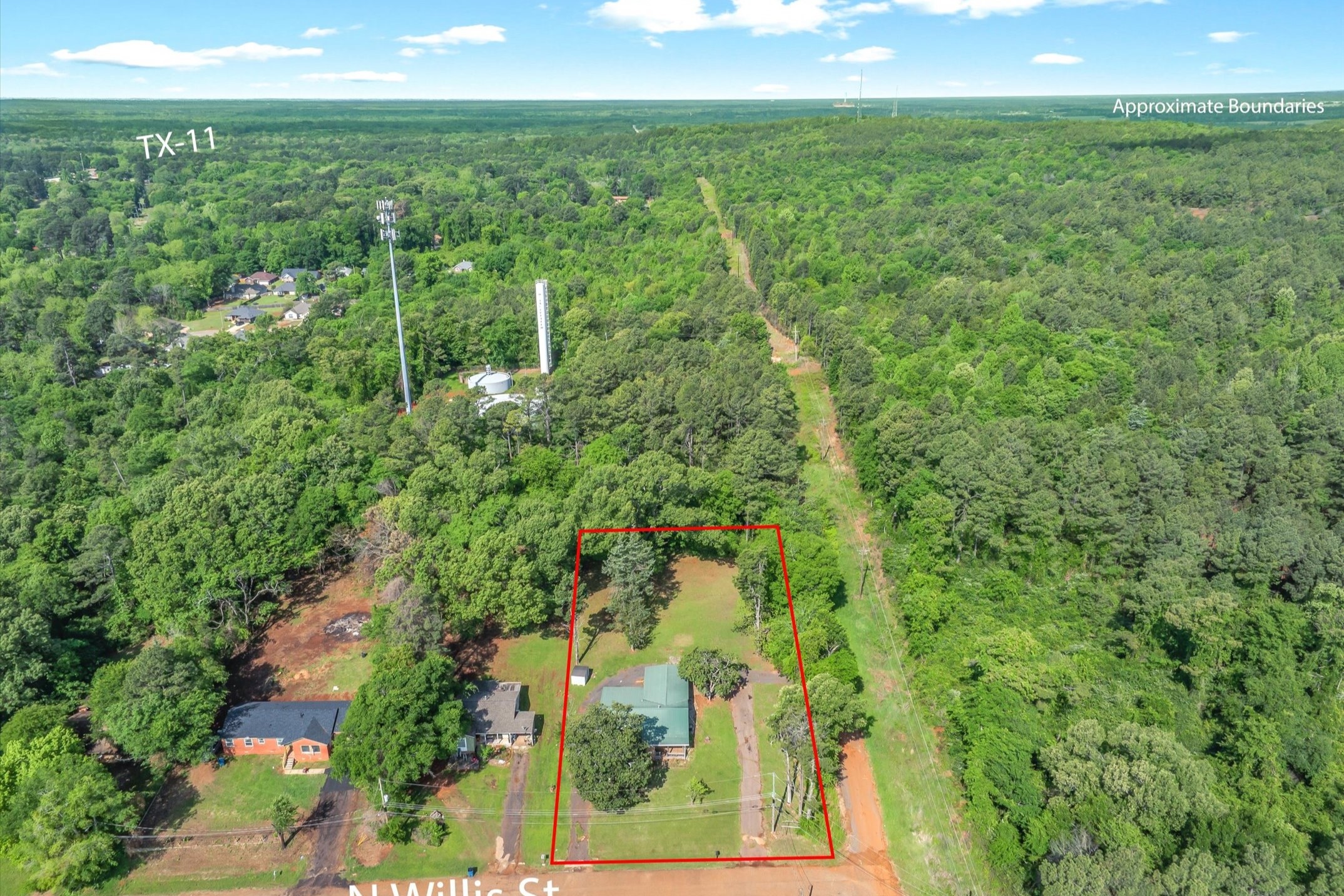 505 N Willis Street Daingerfield TX 75638