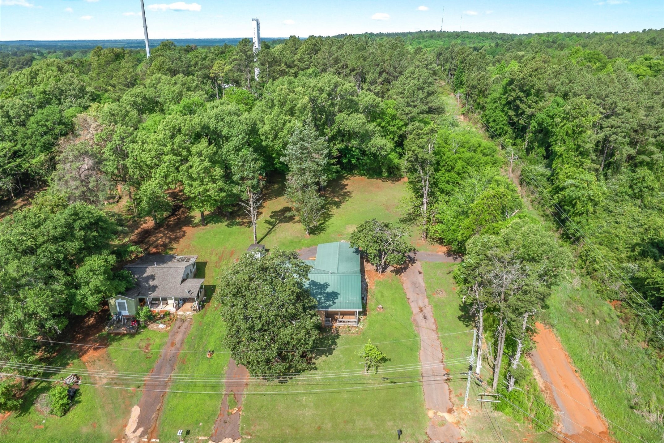 505 N Willis Street Daingerfield TX 75638