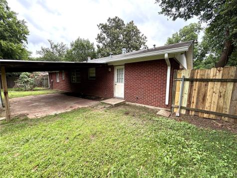 818 Martha Lane Shreveport LA 71104