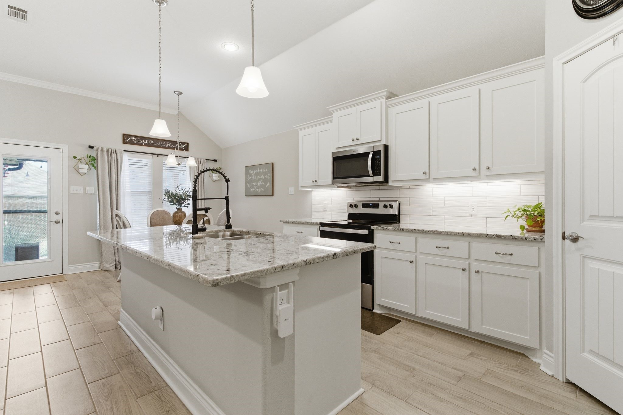1005 Tippit Greenville TX 75402