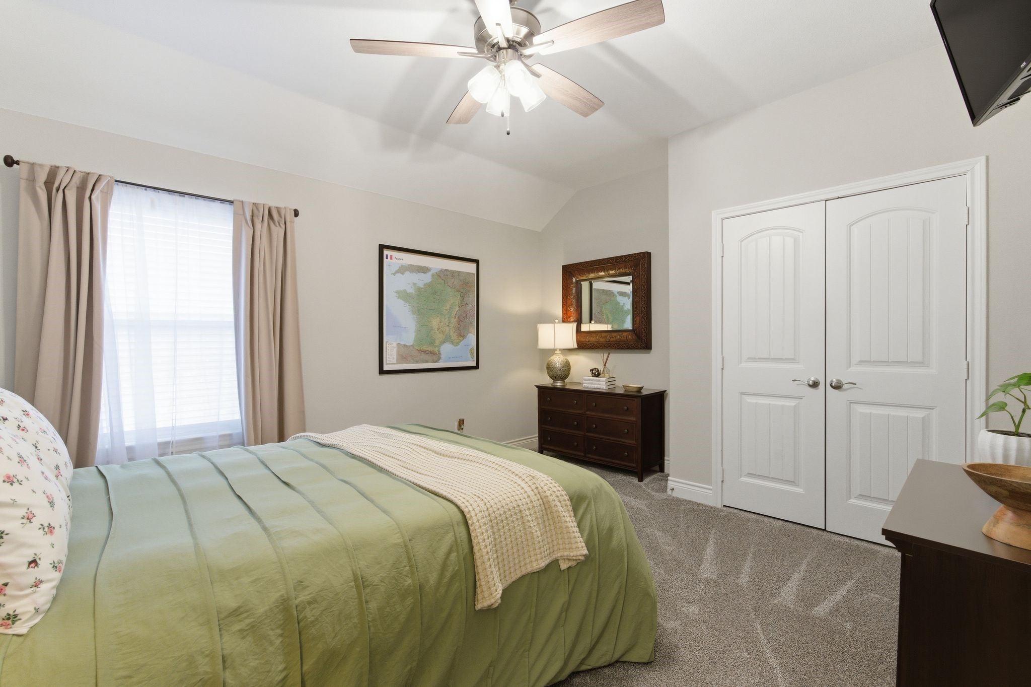1005 Tippit Greenville TX 75402