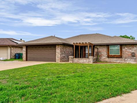 2600 S Meadow Drive Fort Worth TX 76133