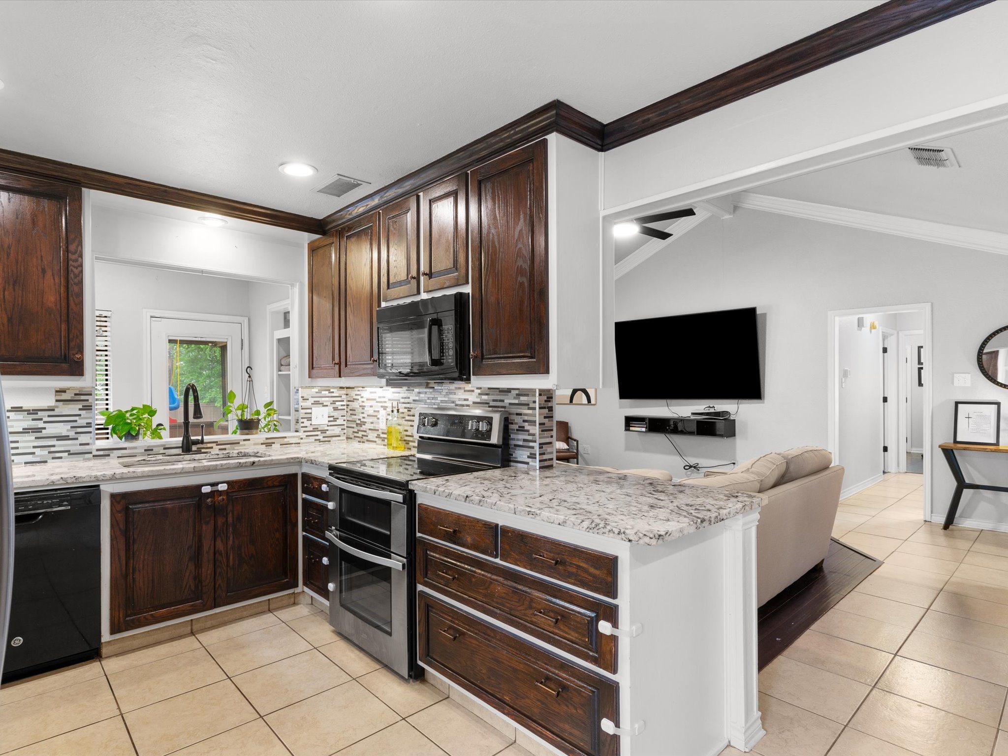 2600 S Meadow Drive Fort Worth TX 76133