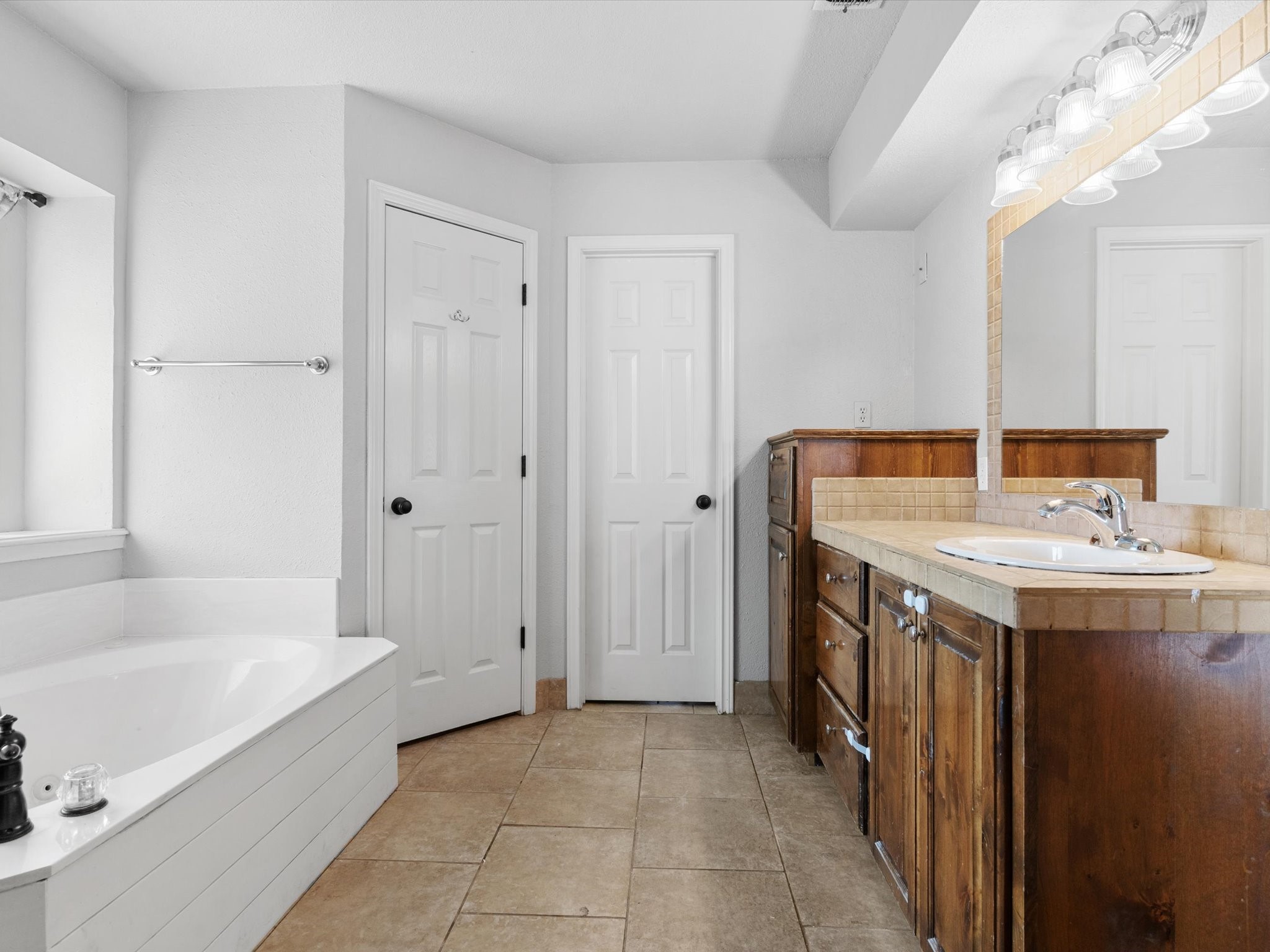 2600 S Meadow Drive Fort Worth TX 76133