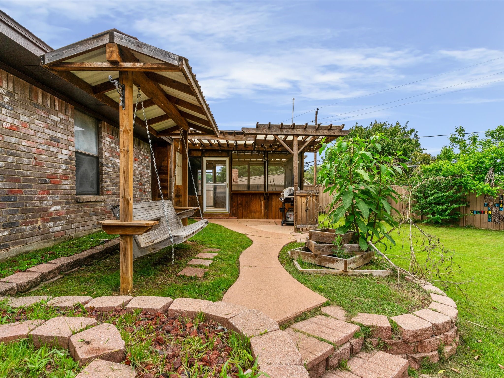 2600 S Meadow Drive Fort Worth TX 76133