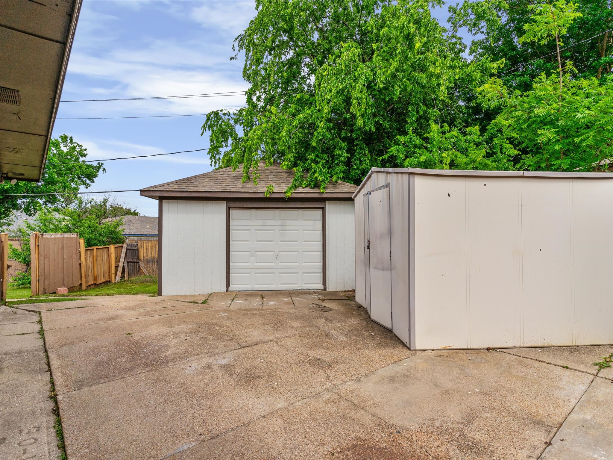 2600 S Meadow Drive Fort Worth TX 76133