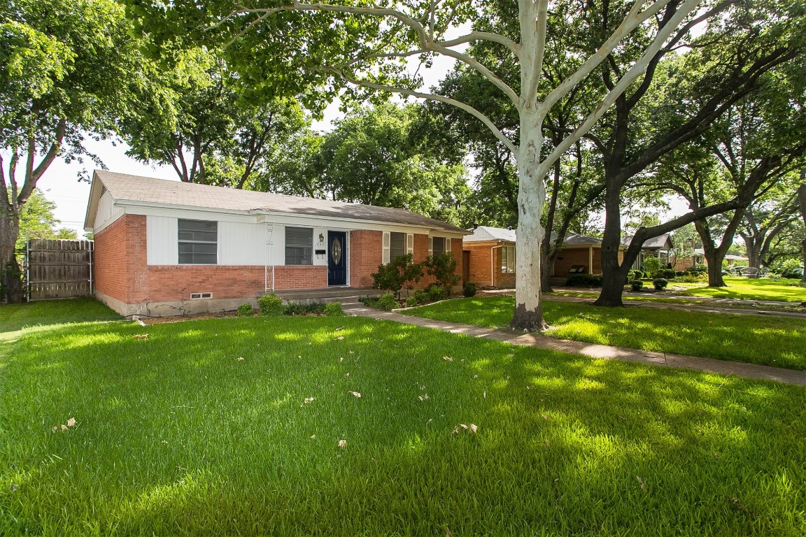 422 Hanbee Street Richardson TX 75080