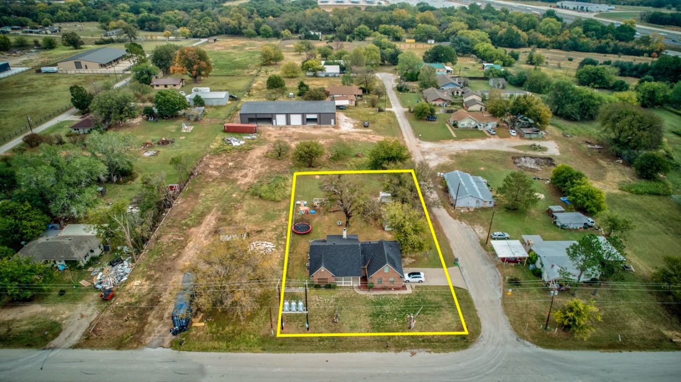 225 Center Point Road Weatherford TX 76087