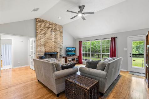 5129 County Road 3139 Lone Oak TX 75453