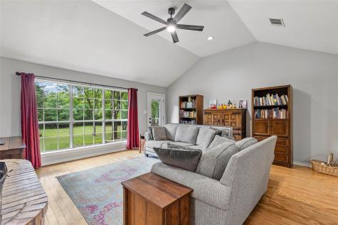 5129 County Road 3139 Lone Oak TX 75453