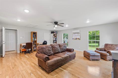5129 County Road 3139 Lone Oak TX 75453