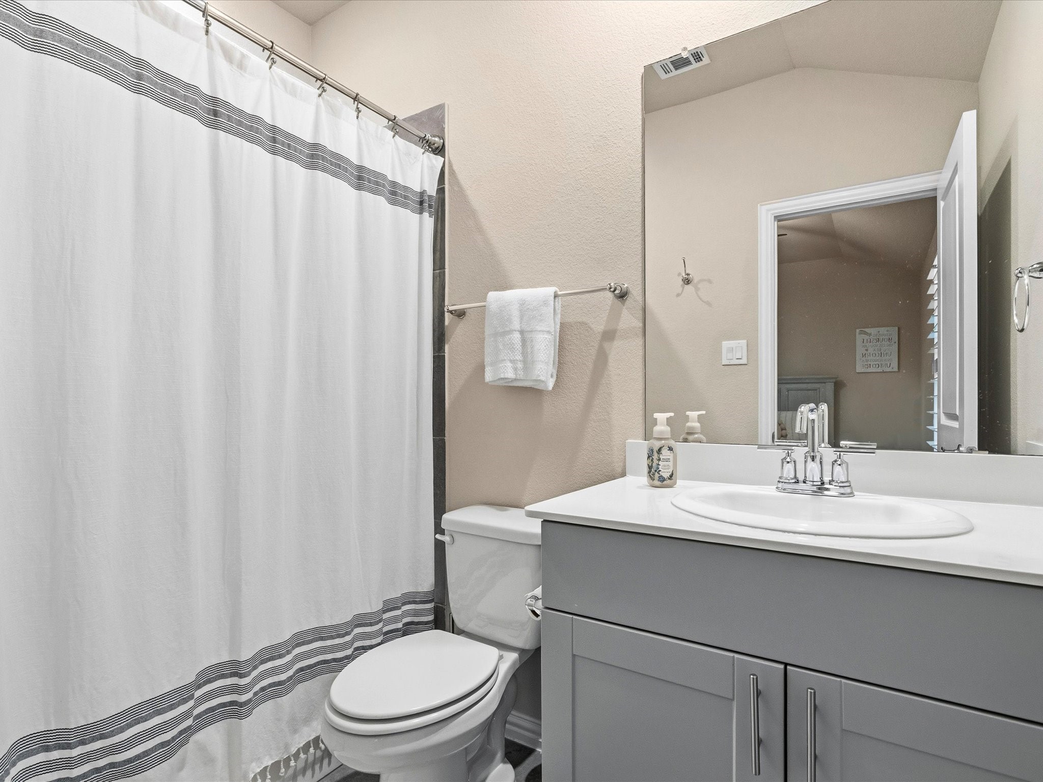 1512 Berry Ridge Trail Aubrey TX 76227