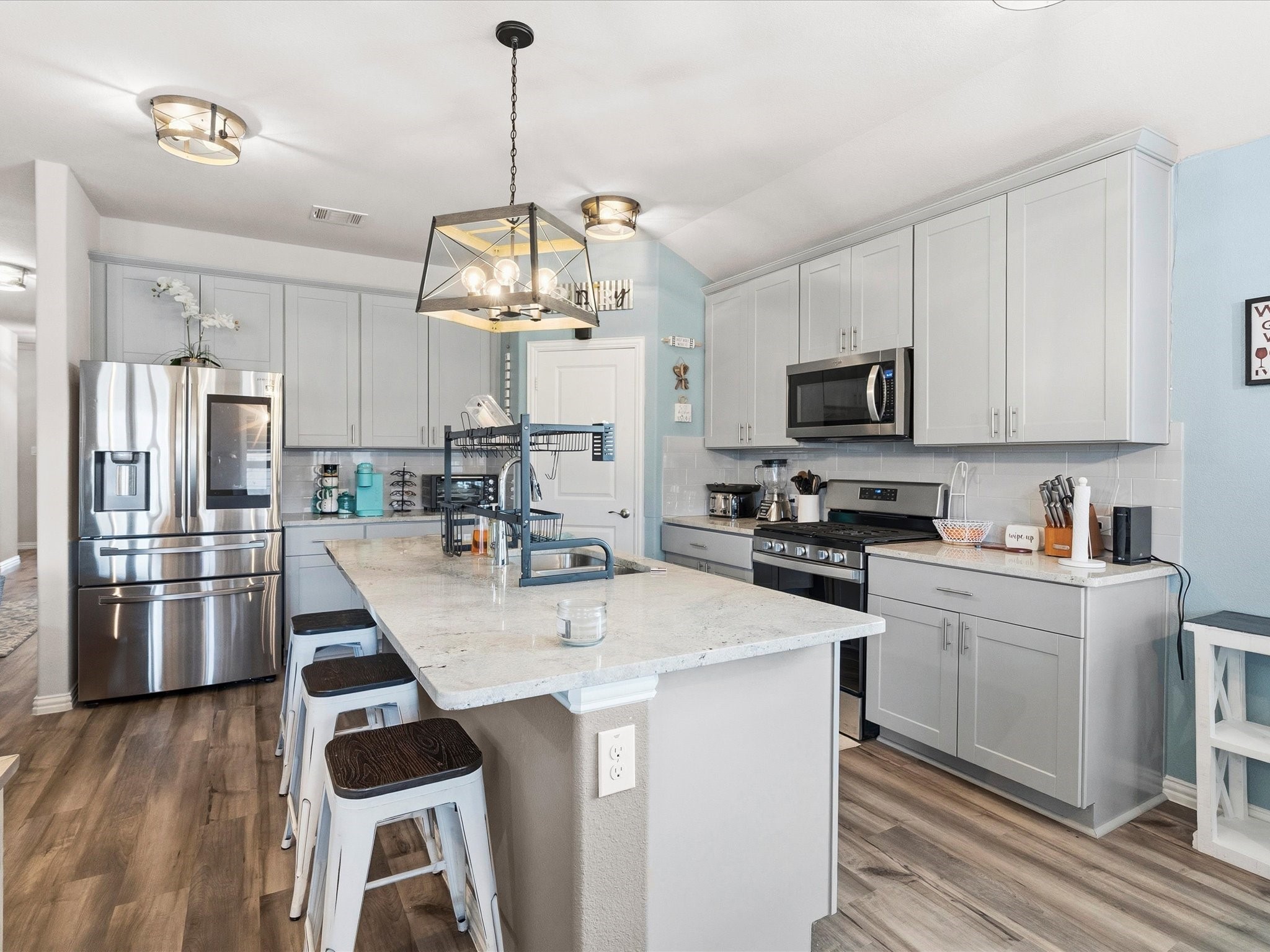 1512 Berry Ridge Trail Aubrey TX 76227