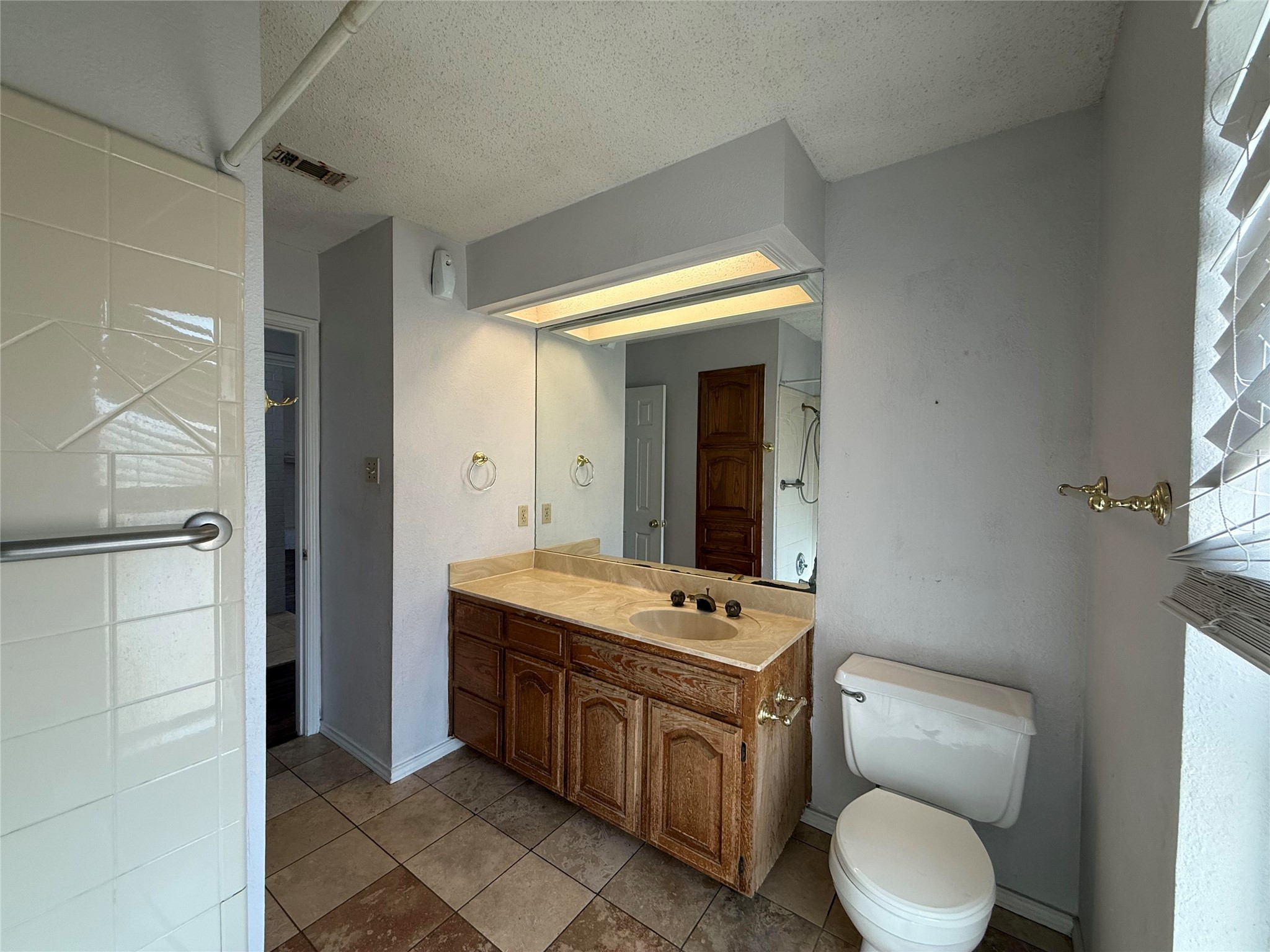 6115 Meadowside Trail Arlington TX 76017