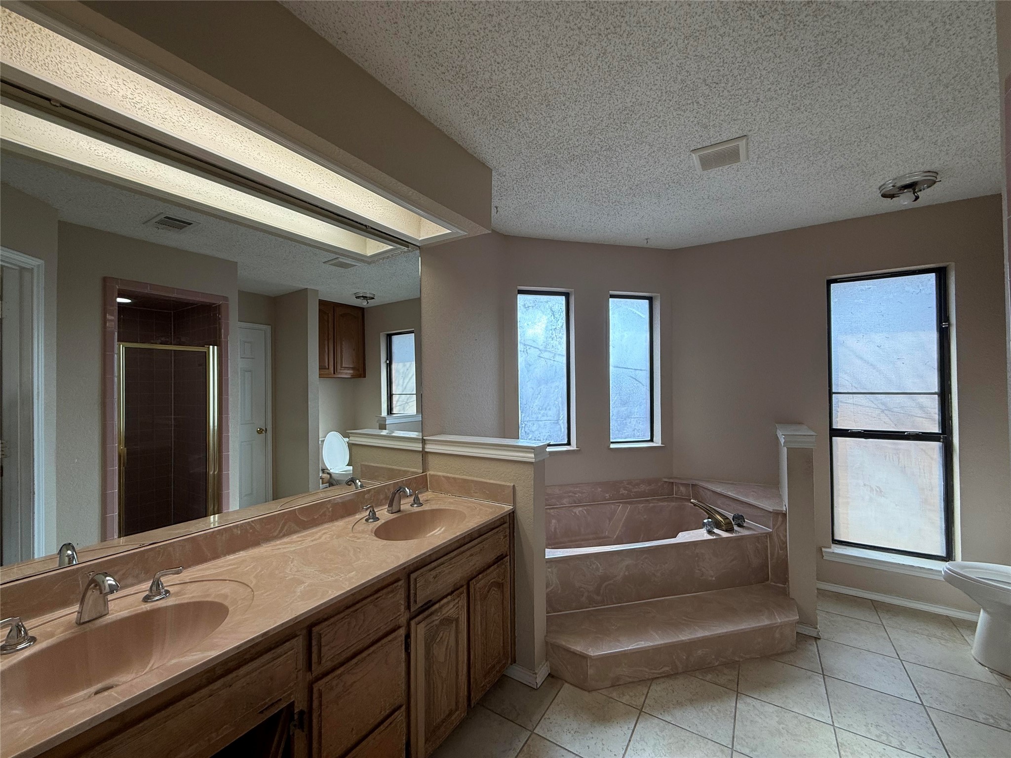 6115 Meadowside Trail Arlington TX 76017