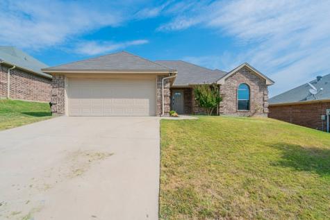 1253 Newcastle Drive Weatherford TX 76086