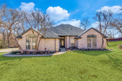 206 Hidden Oaks Drive Hudson Oaks TX 76087