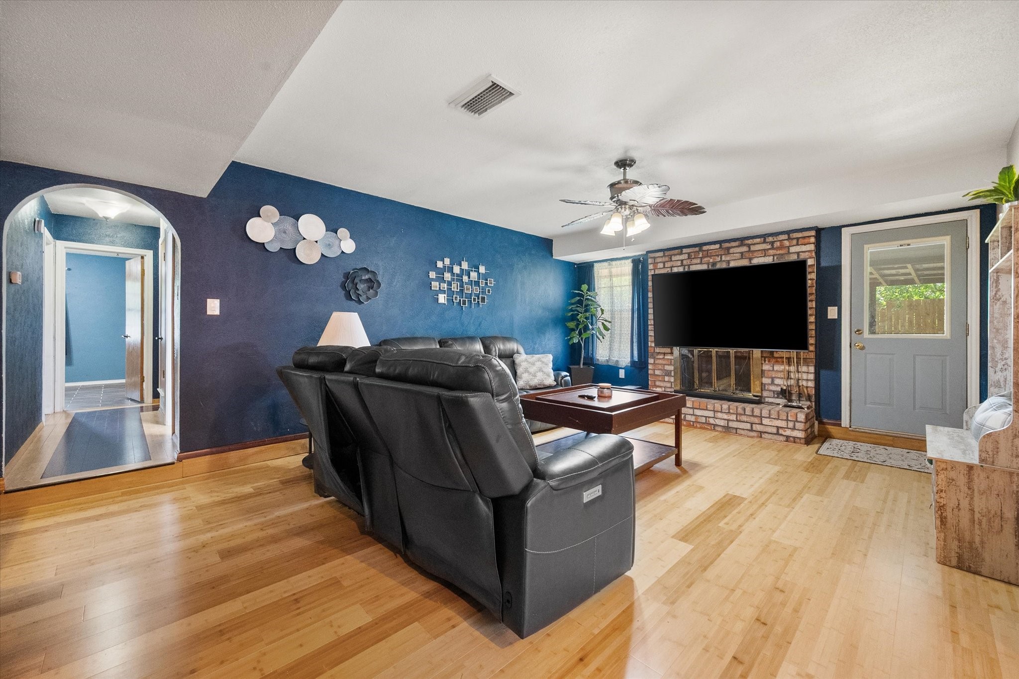 2508 Mardell Drive Arlington TX 76016