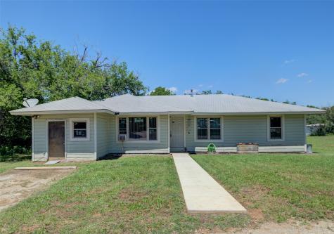 305 Gose Lee Lane Alvord TX 76225