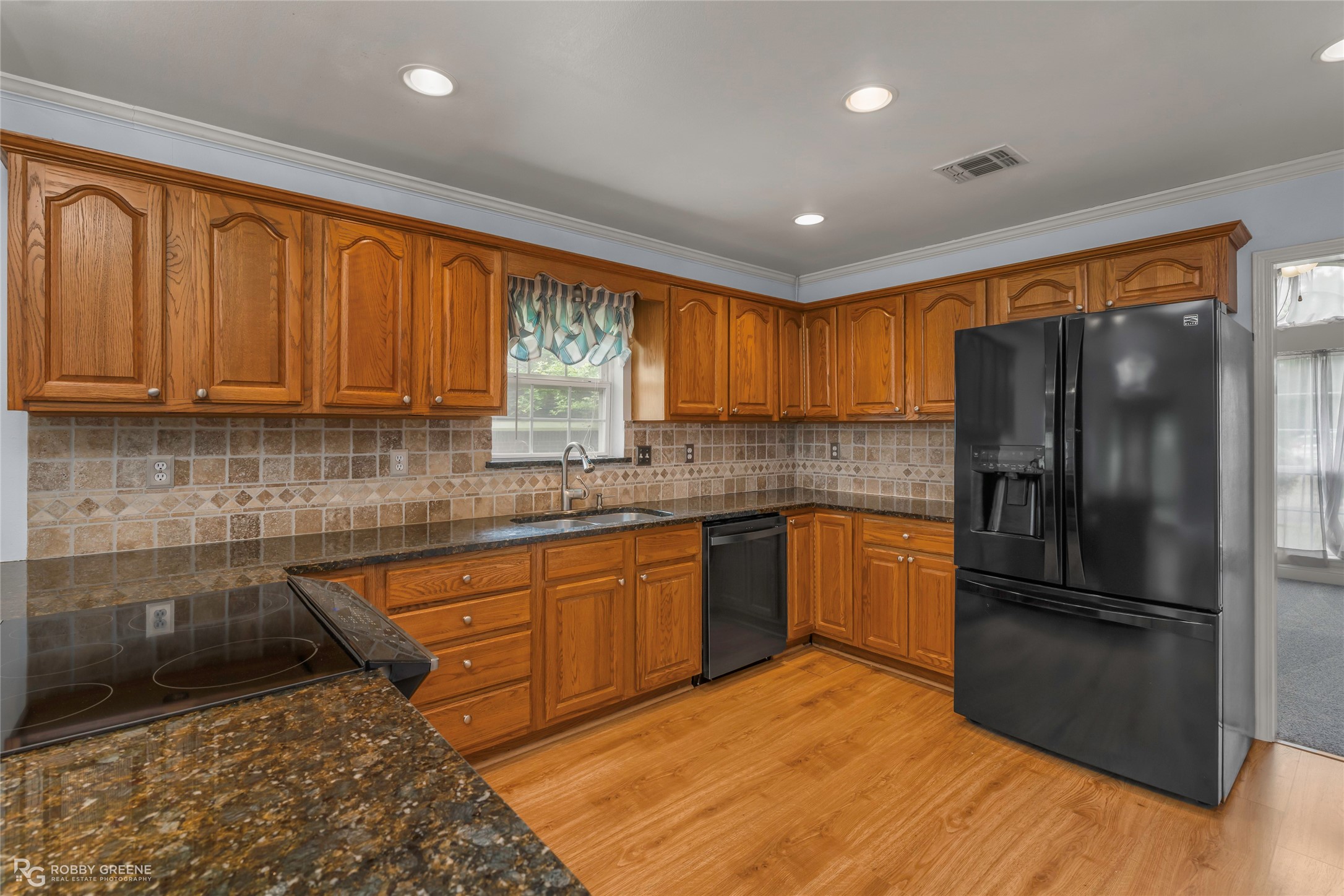 210 Country Club Drive Benton LA 71006
