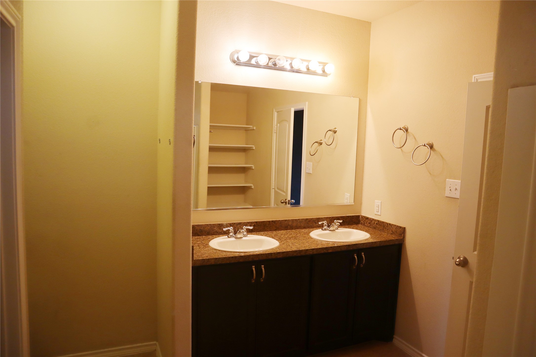 8901 Cold Harbor Street Fort Worth TX 76123