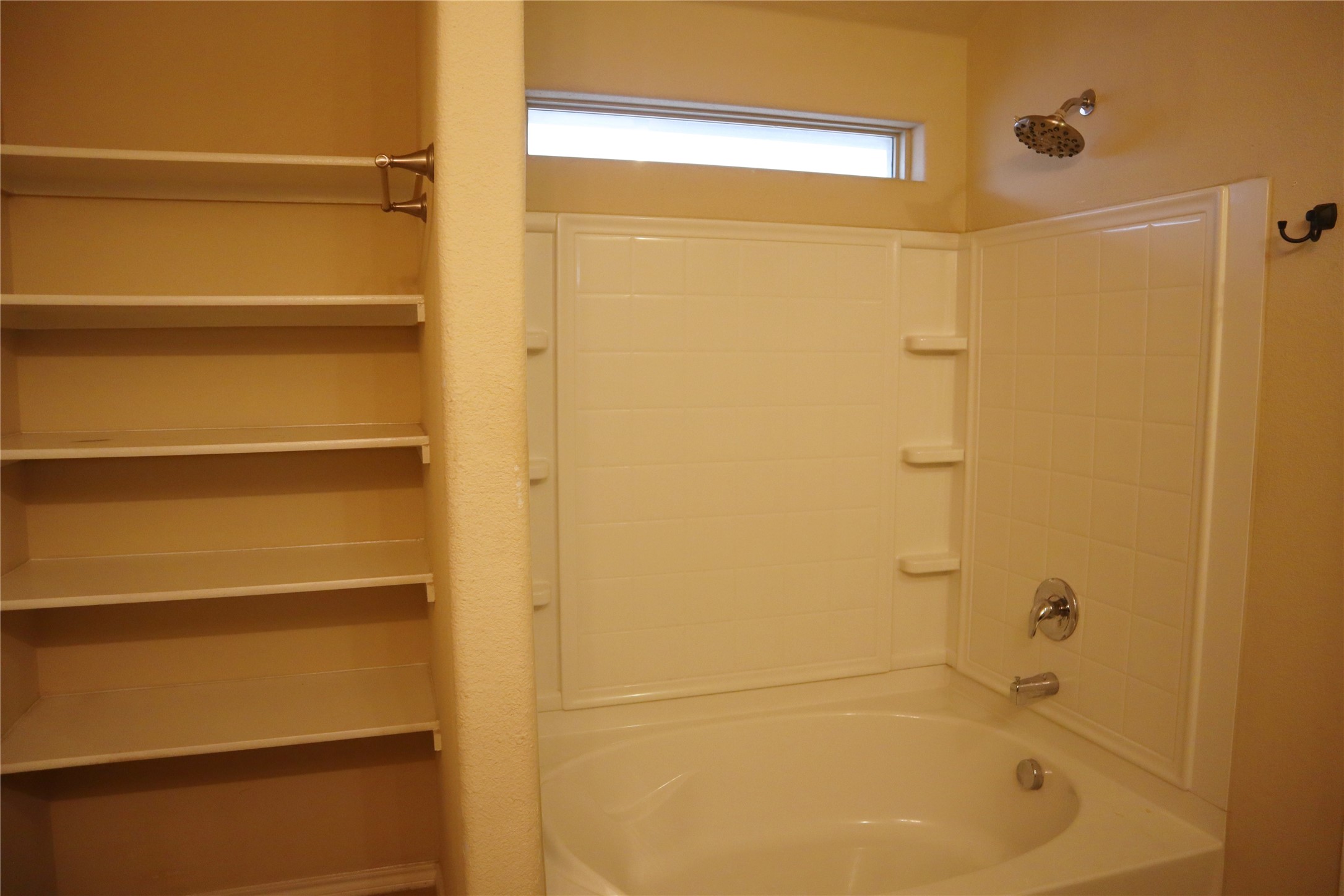 8901 Cold Harbor Street Fort Worth TX 76123