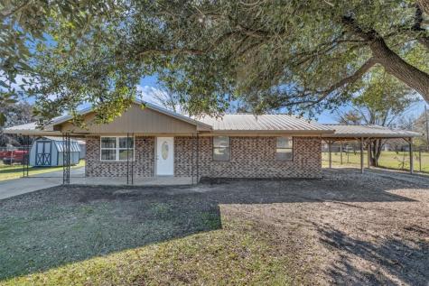 303 Heather Street Fairfield TX 75840