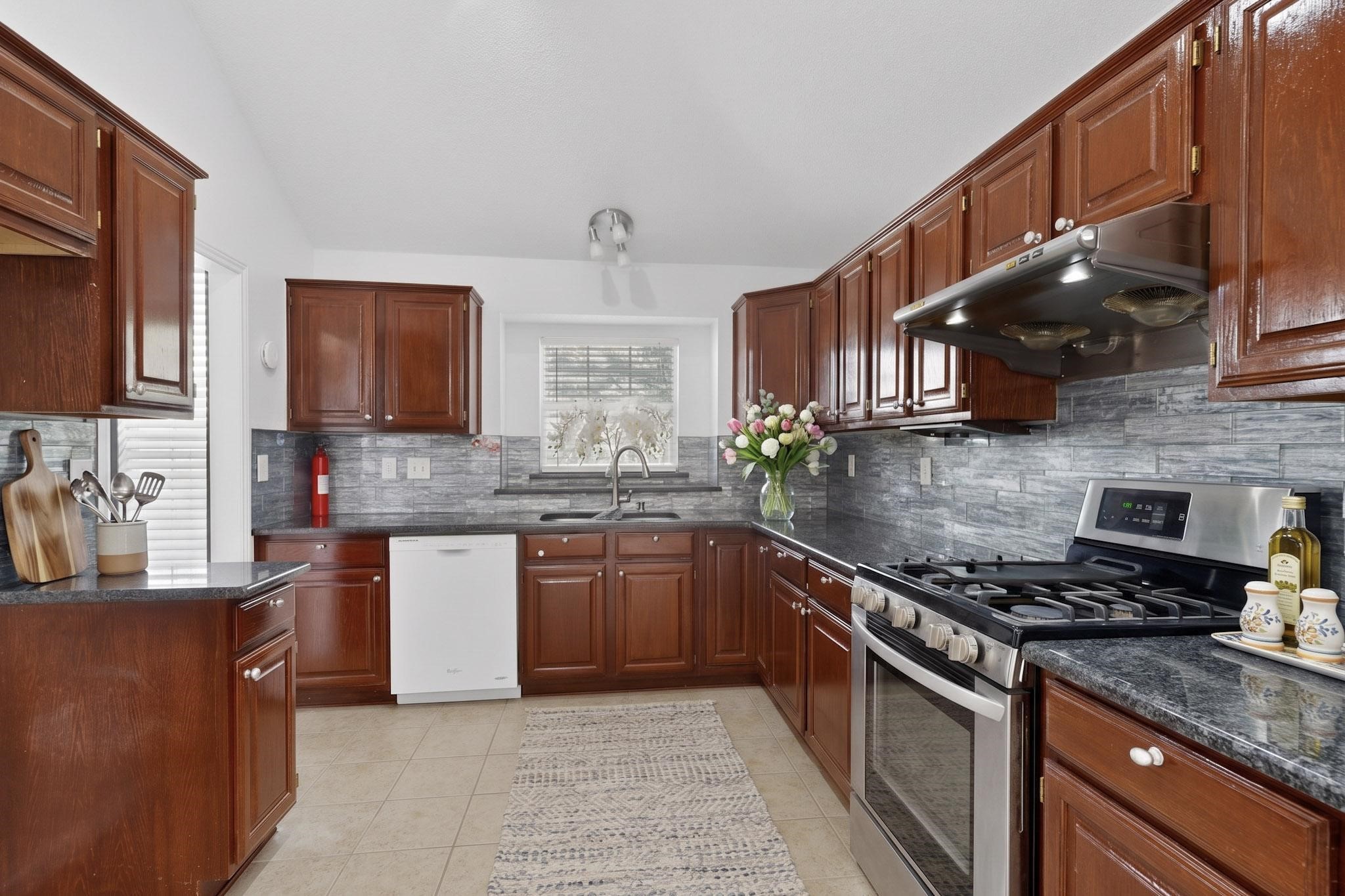 2522 Crosslands Drive Garland TX 75040