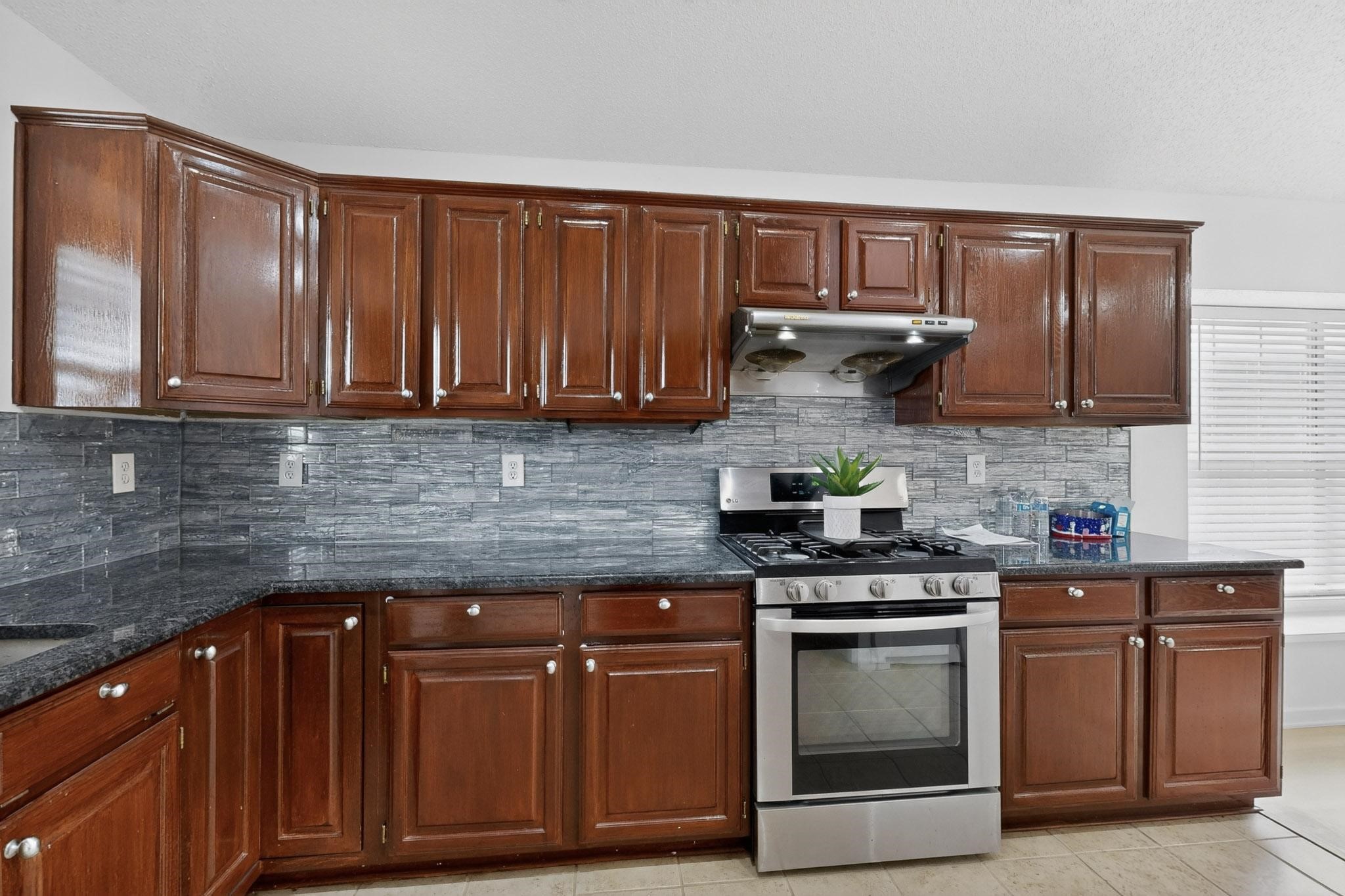 2522 Crosslands Drive Garland TX 75040