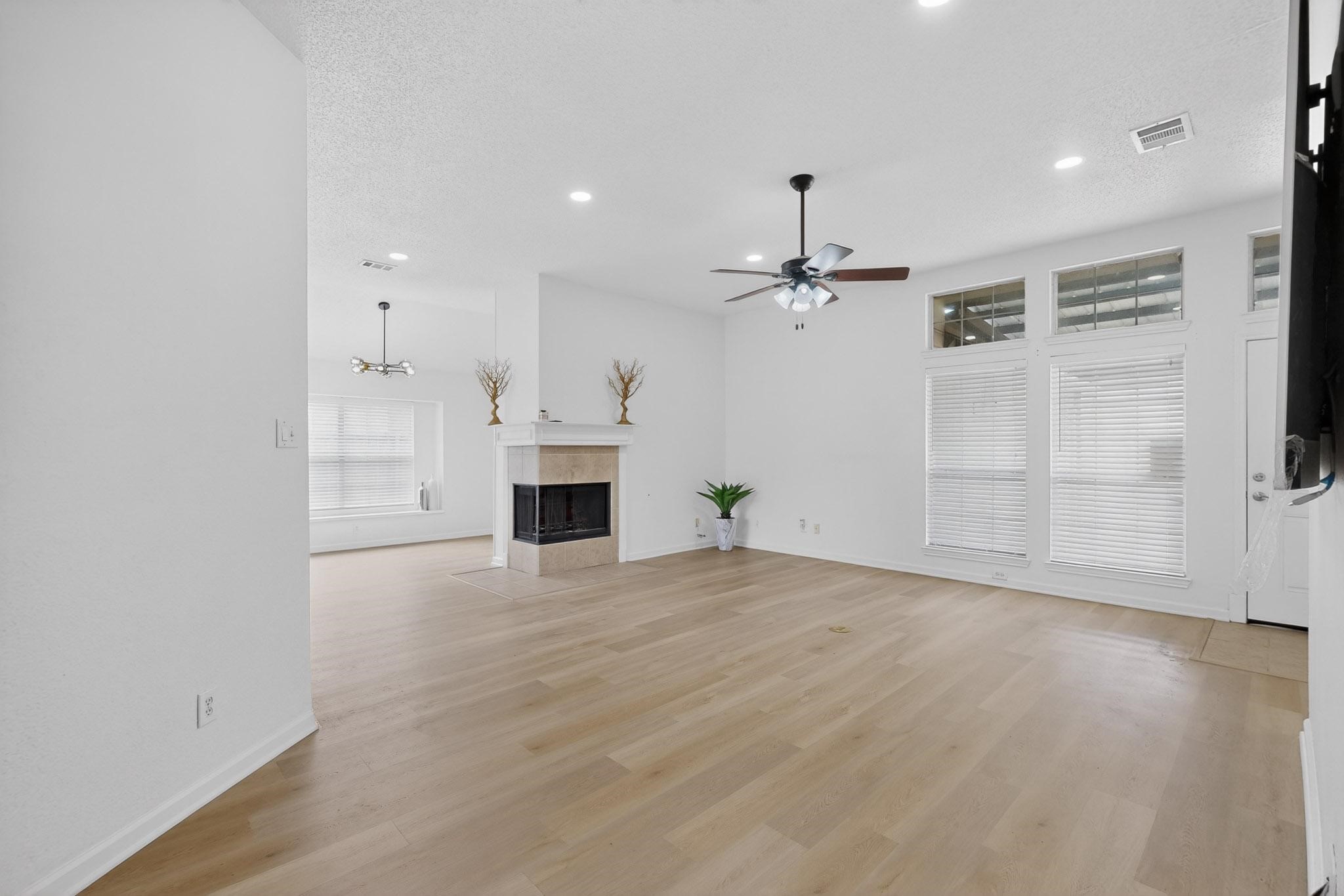 2522 Crosslands Drive Garland TX 75040