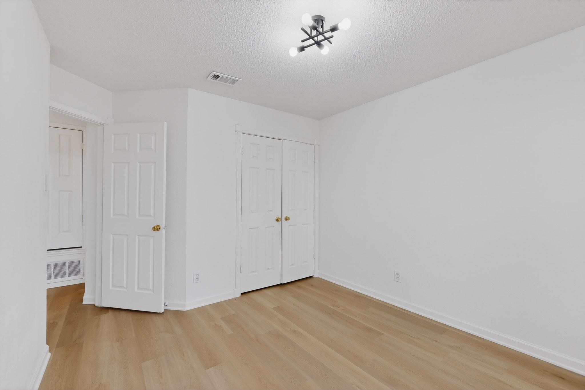 2522 Crosslands Drive Garland TX 75040