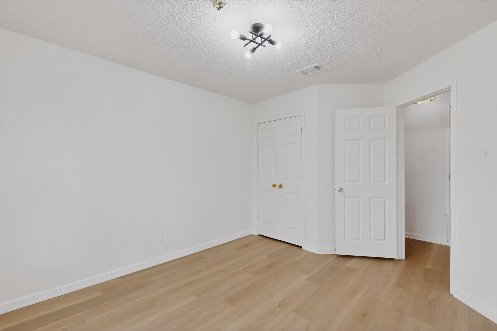 2522 Crosslands Drive Garland TX 75040