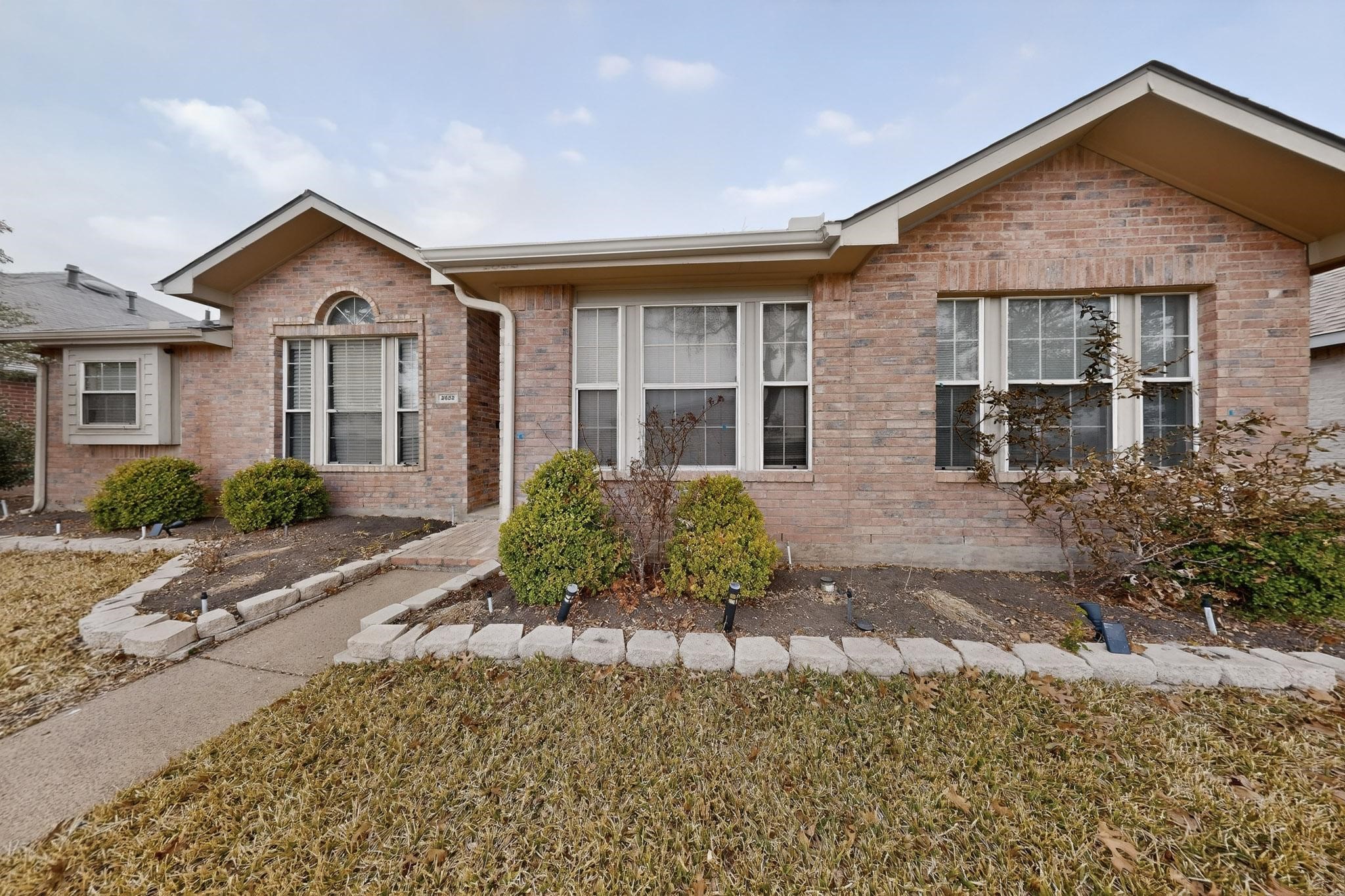 2522 Crosslands Drive Garland TX 75040