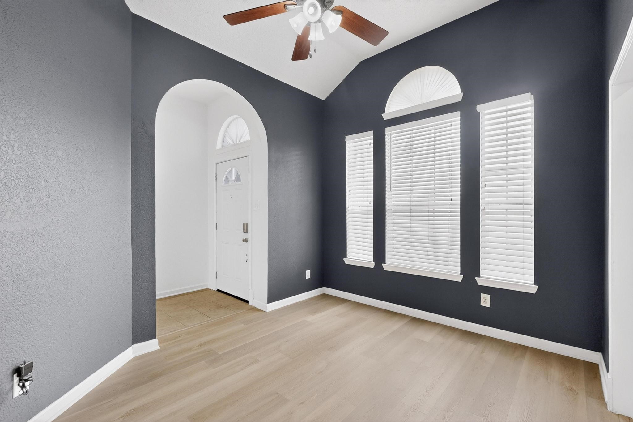 2522 Crosslands Drive Garland TX 75040